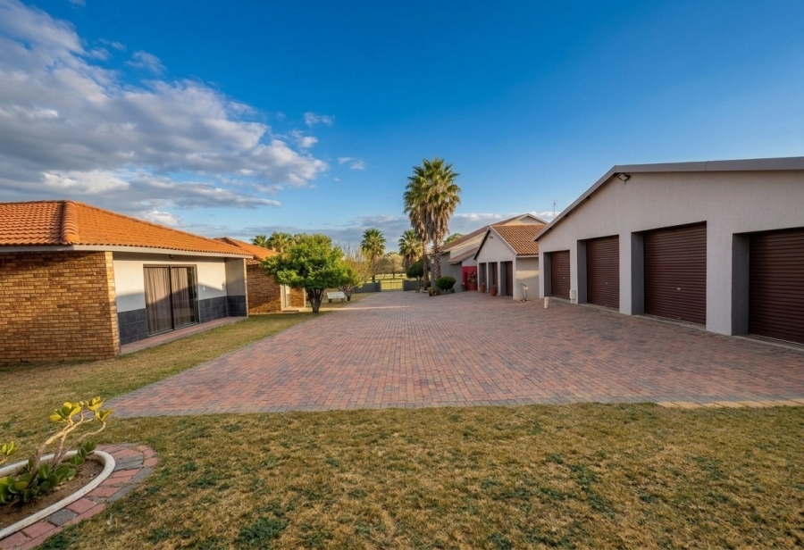 6 Bedroom Property for Sale in Orkney Park North West
